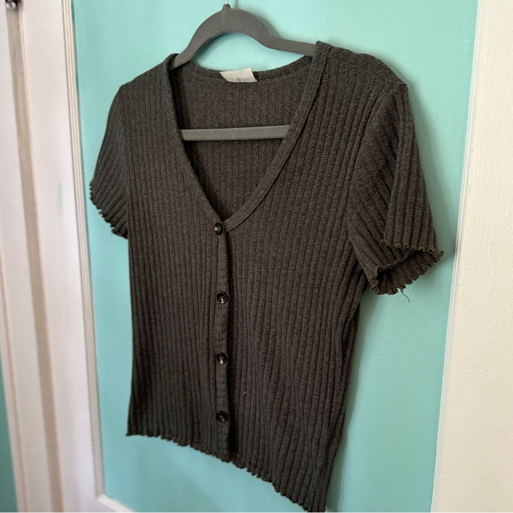 Women's Sage Ribbed Top - Picture 2 of 4